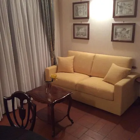 Апартаменты Fiammetta House Centro Di